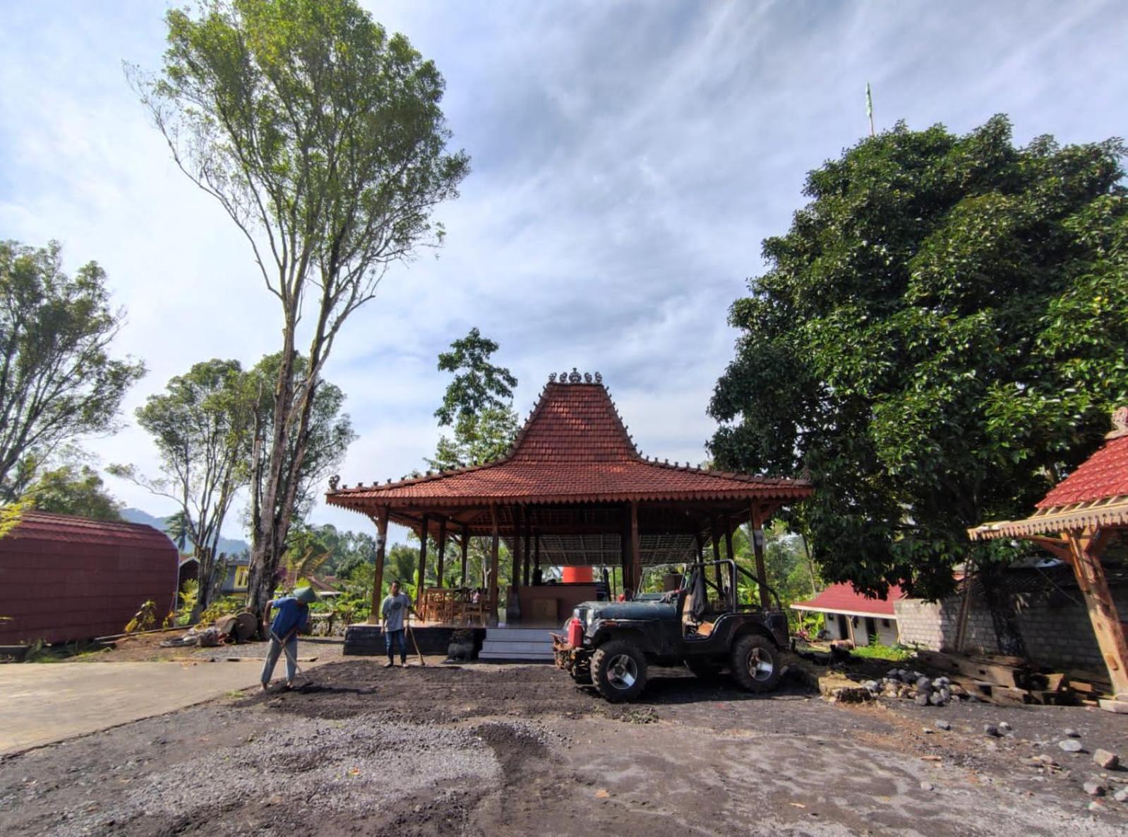 Indah Damai Cottages Sidomukti Exteriör bild