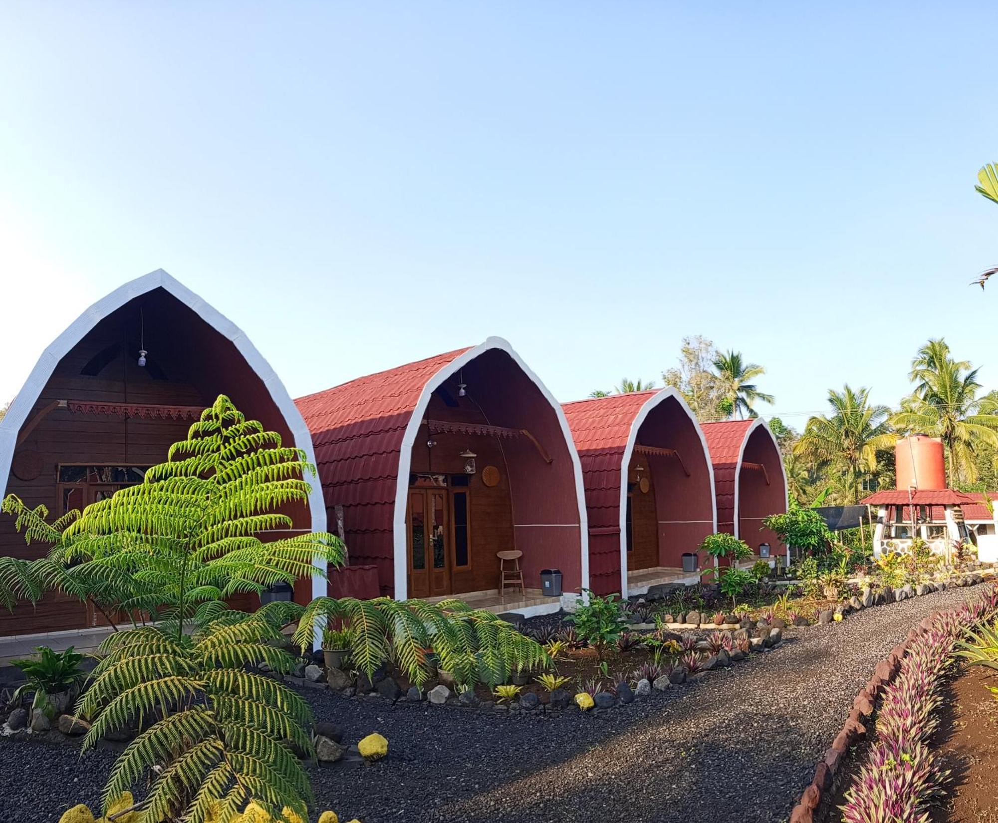 Indah Damai Cottages Sidomukti Exteriör bild