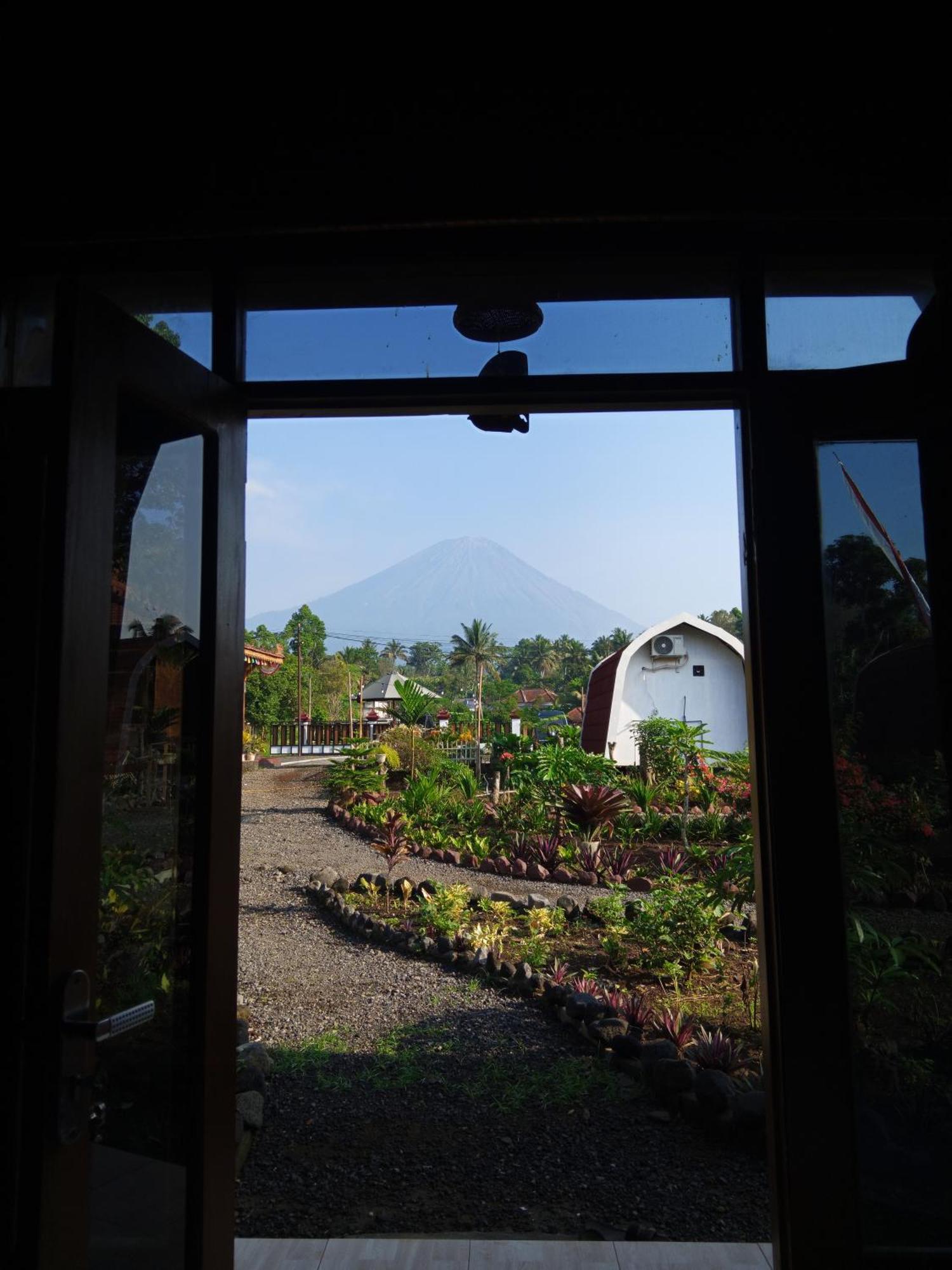 Indah Damai Cottages Sidomukti Exteriör bild