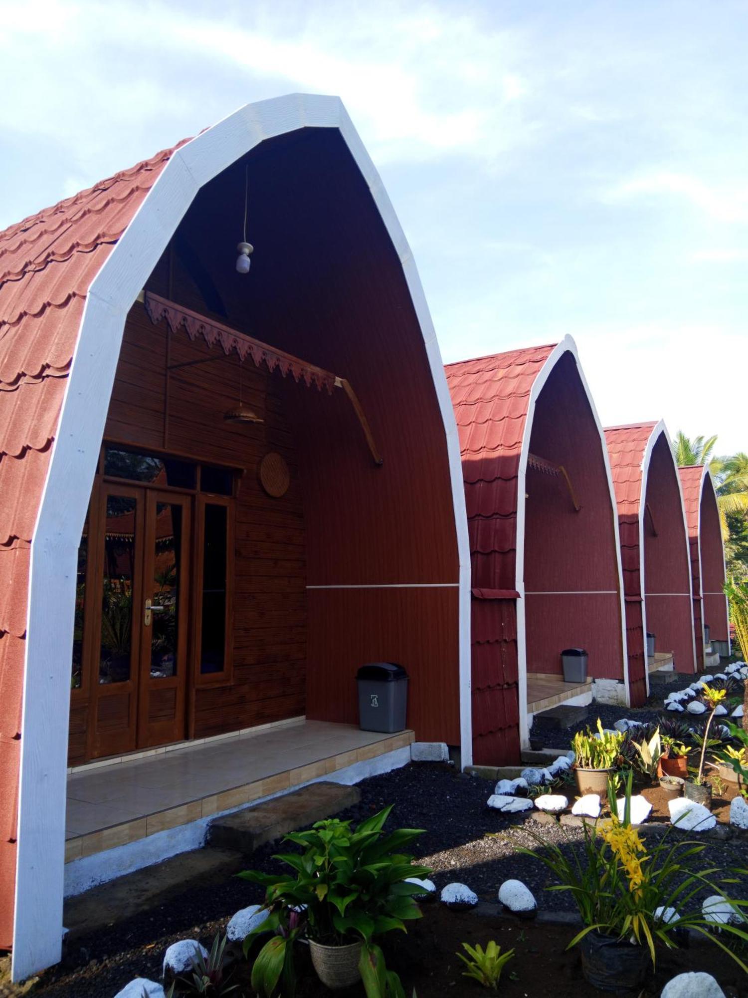 Indah Damai Cottages Sidomukti Exteriör bild