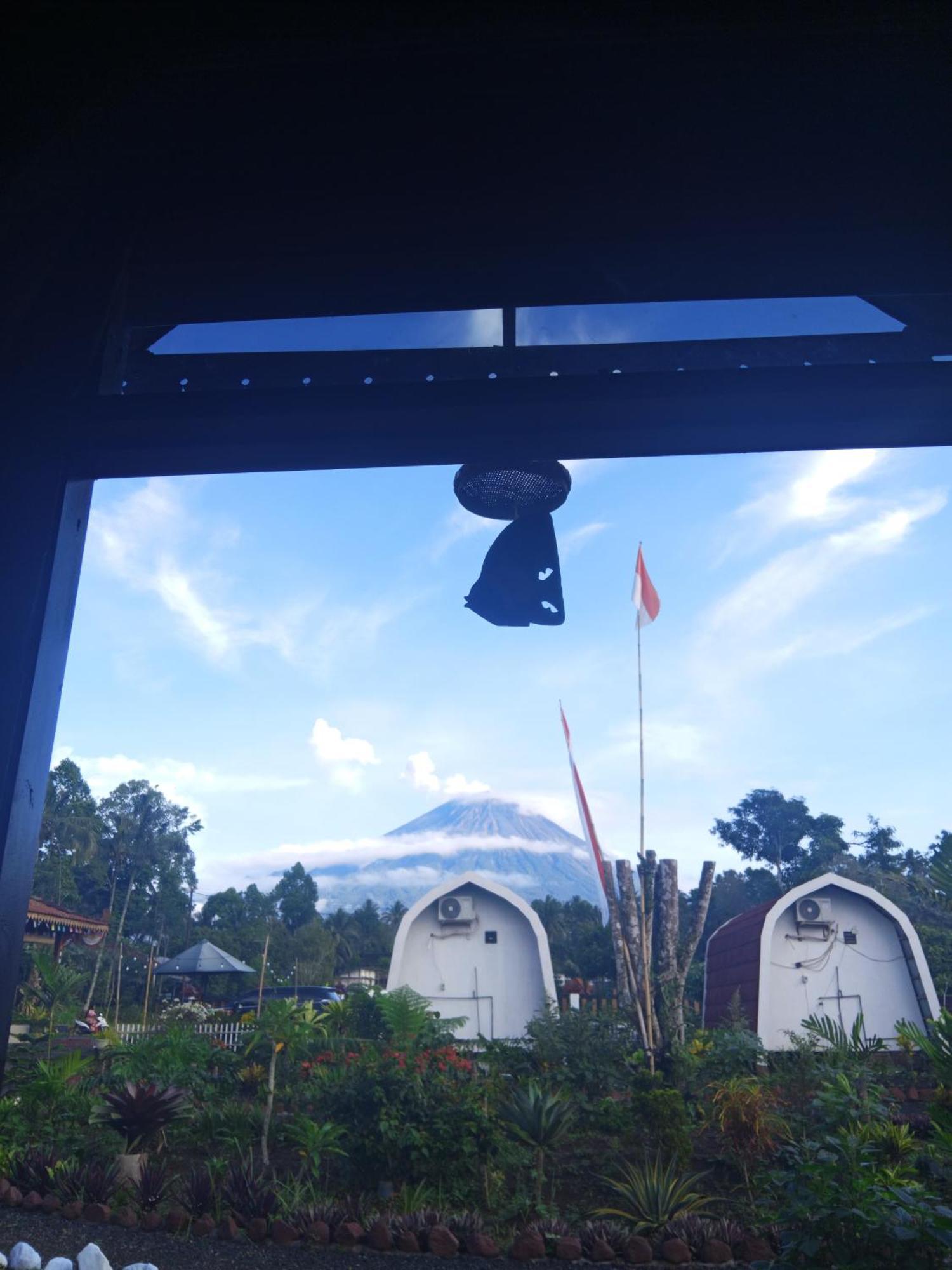 Indah Damai Cottages Sidomukti Exteriör bild