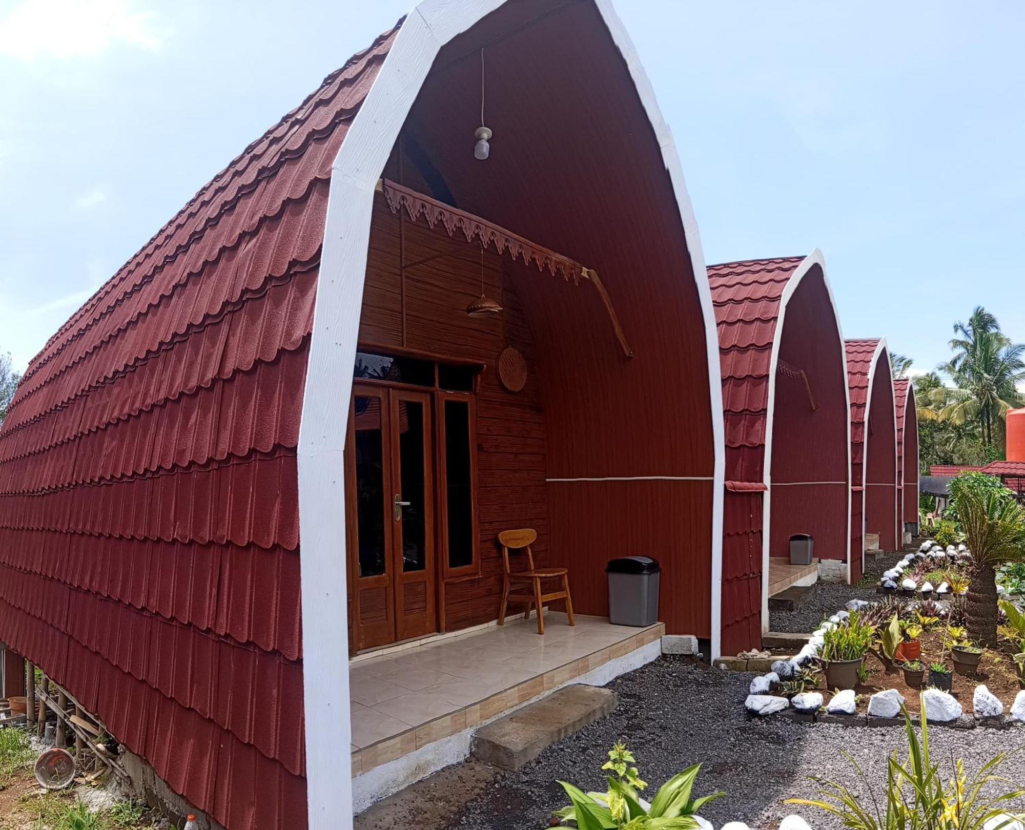Indah Damai Cottages Sidomukti Exteriör bild